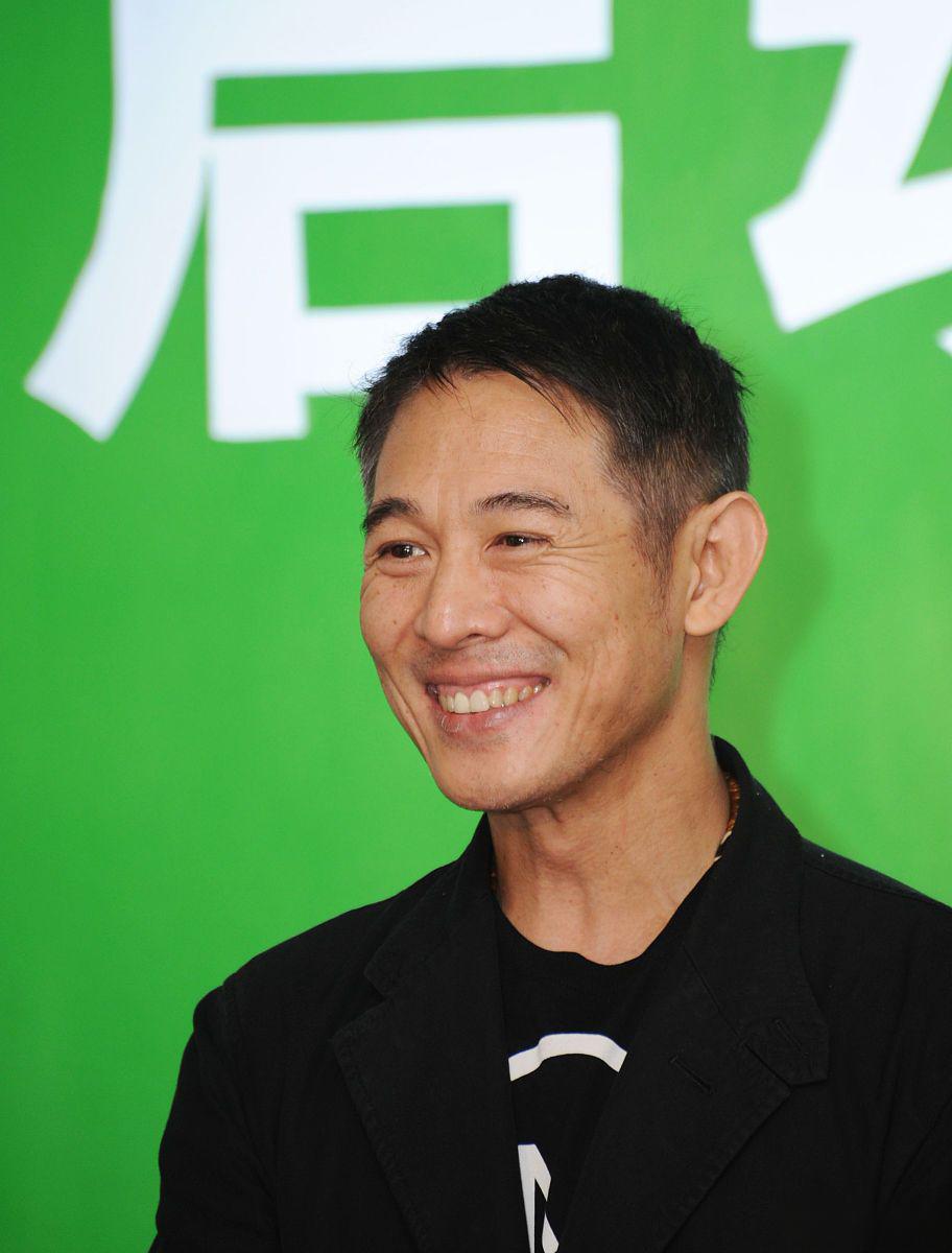 李姓明星非常多,下面仅列举其中一些知名的明星:李晨,李沁,李小璐