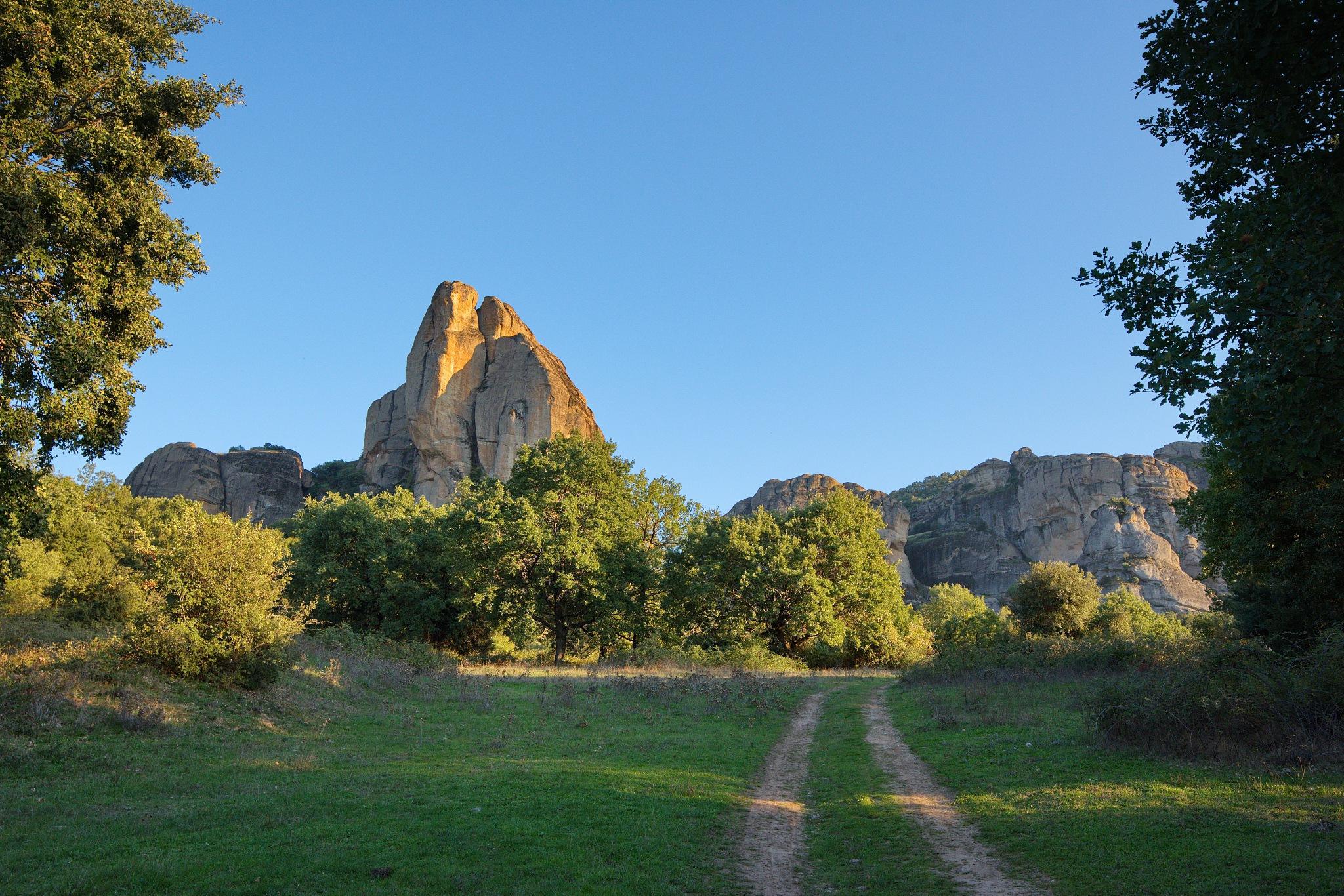 河南中灵山景点攻略 这里有壮观的自然风光,悠久的历史文化和诱人的