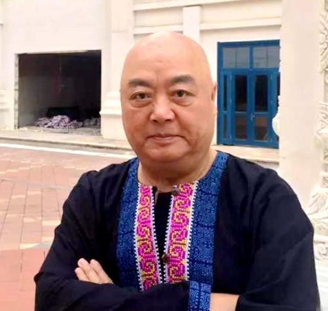 毛永明:婚姻生活和现状 毛永明是一位老牌演员,他的妻子朱延芹也是一