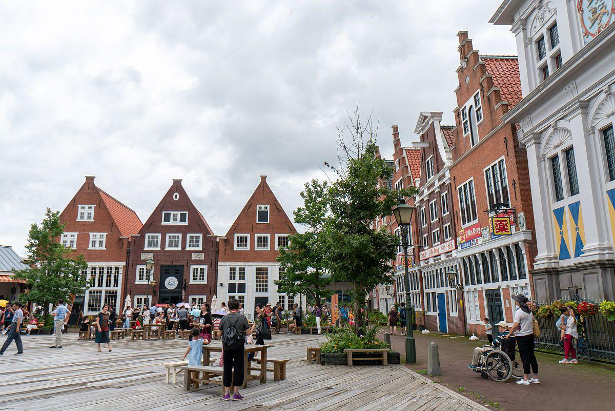 南昌卢塞恩小镇,一颗北欧明珠镶嵌在中华大地 南昌卢塞恩小镇,仿佛是