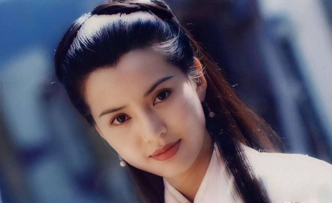 尹志平的情感是否是真爱 在《神雕侠侣》中,尹志平对小龙女的感情虽然