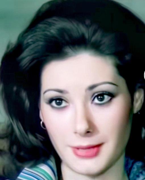 艾德薇姬·芬妮齐,电影女神的人生 艾德薇姬·芬妮齐是阿尔及利亚演员