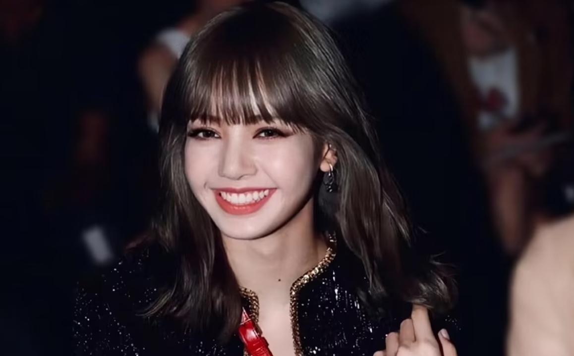 lisa演唱会现场泪如雨下 lisa在演唱会上流泪,引起了网友们的热议.