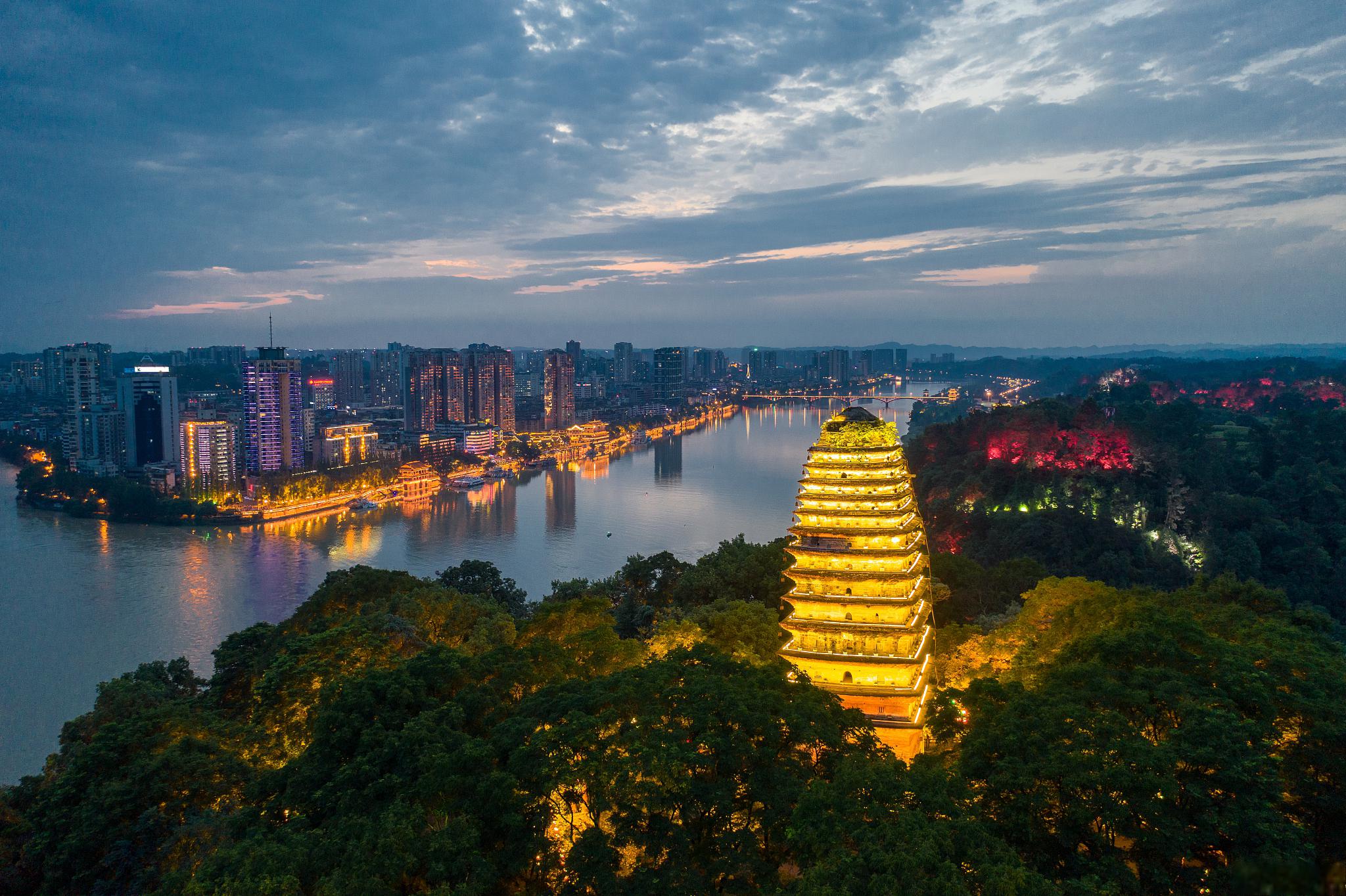 乐山十大景点推荐图片