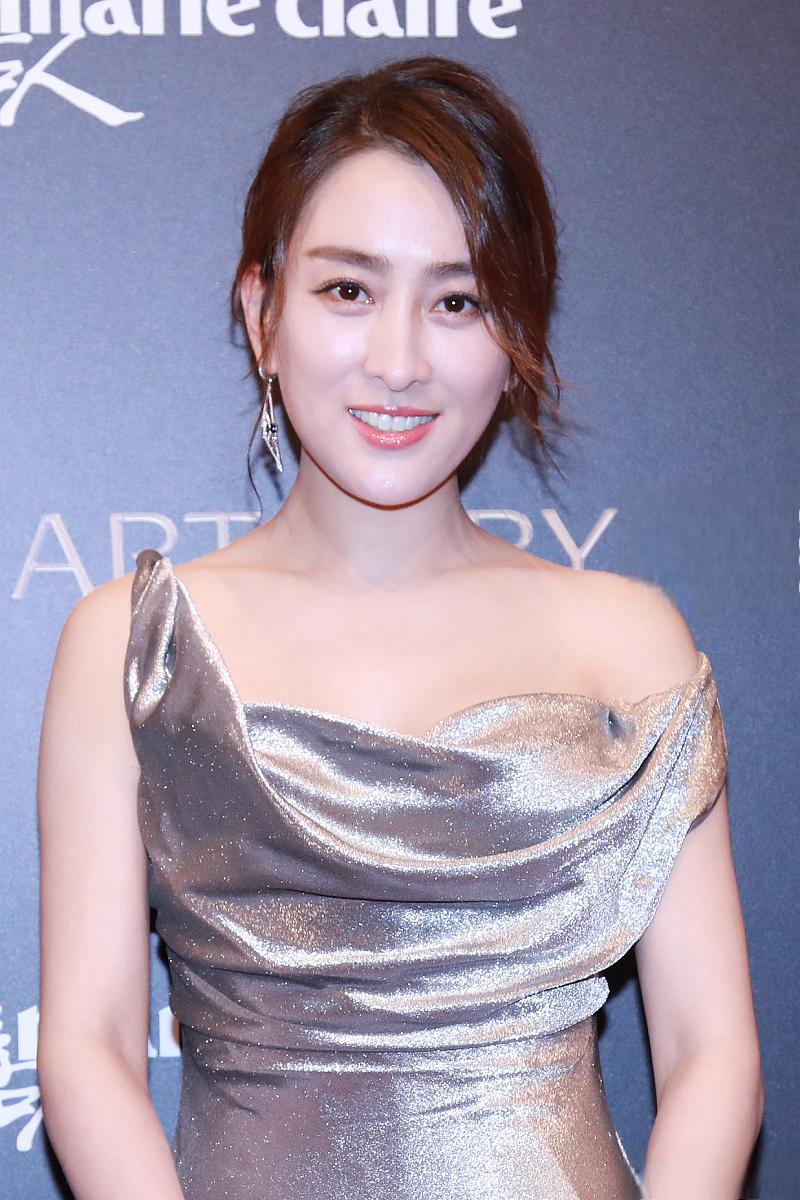 马苏参加头部网红老葛生日宴 曾经人气女星马苏参加头部网红老葛的