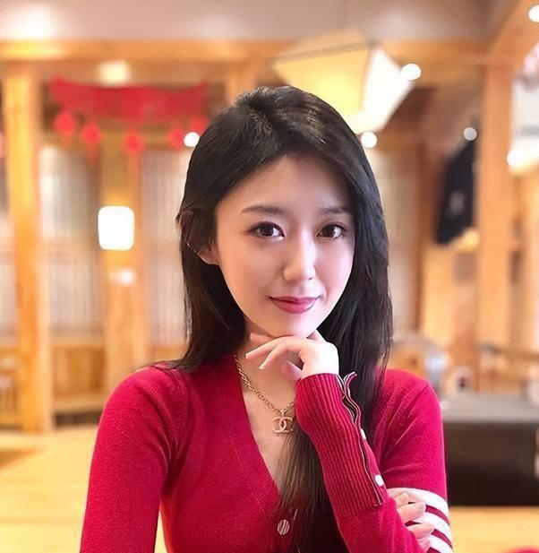 吴梓钰:勇敢面对,积极前行 前篮球明星张镇麟的前女友吴梓钰在社交