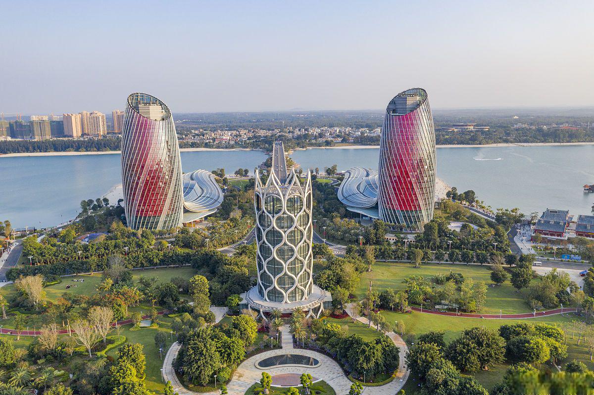 海花岛:人工岛屿的绝美之地 海花岛位于中国海南省儋州市滨海新区,地