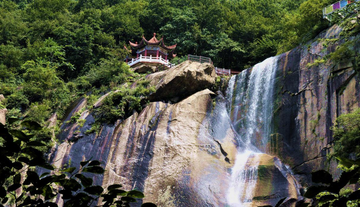 洛阳嵩县木札岭旅游见闻 木札岭景区位于嵩县境内,距郑州200余公里