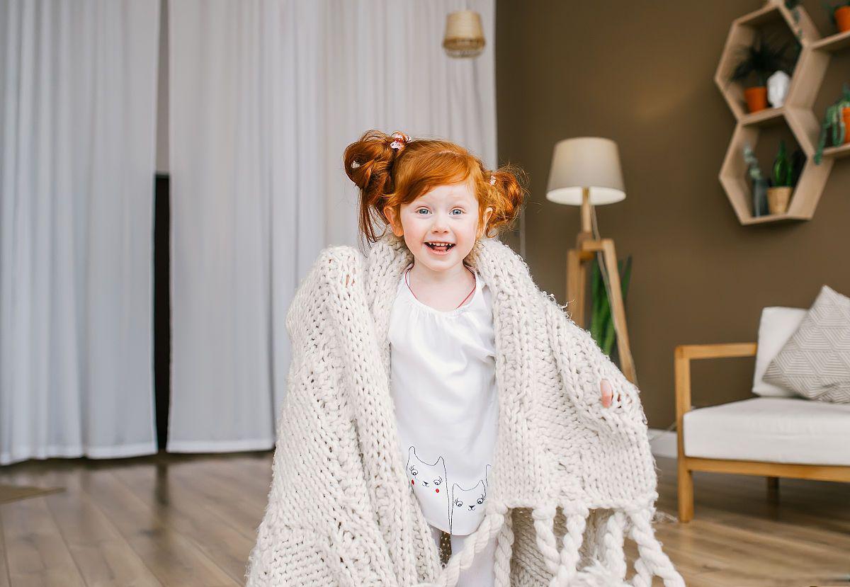 建议选择透气,舒适的面料,以确保孩子在运动时不会感到过热.