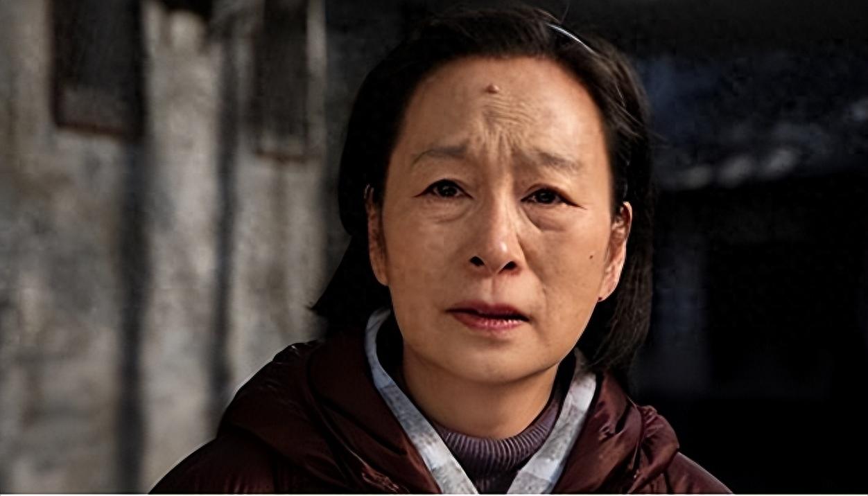 奚美娟:一生兢兢业业 奚美娟,一个在演艺圈拥有着无数影迷喜爱的女星