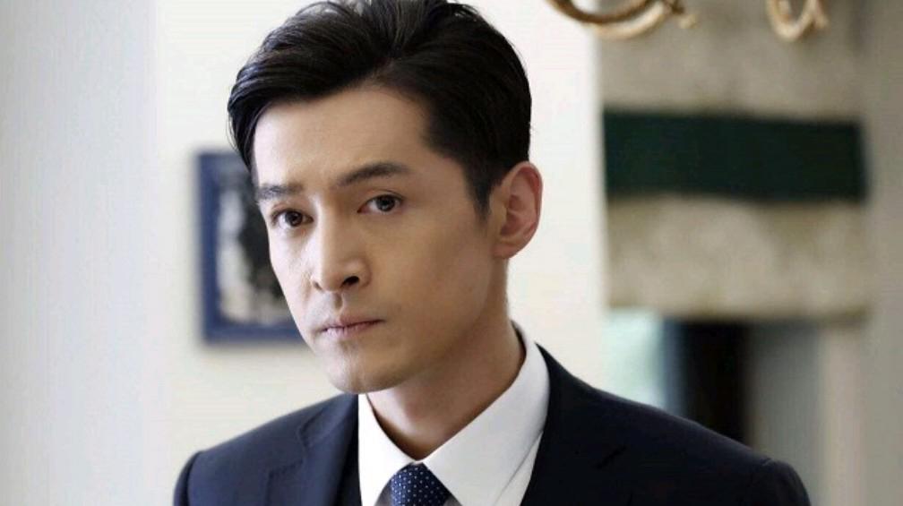 胡歌与王乐君:炸锅事件背后的真相 女演员王乐君在社交媒体上曝光,称