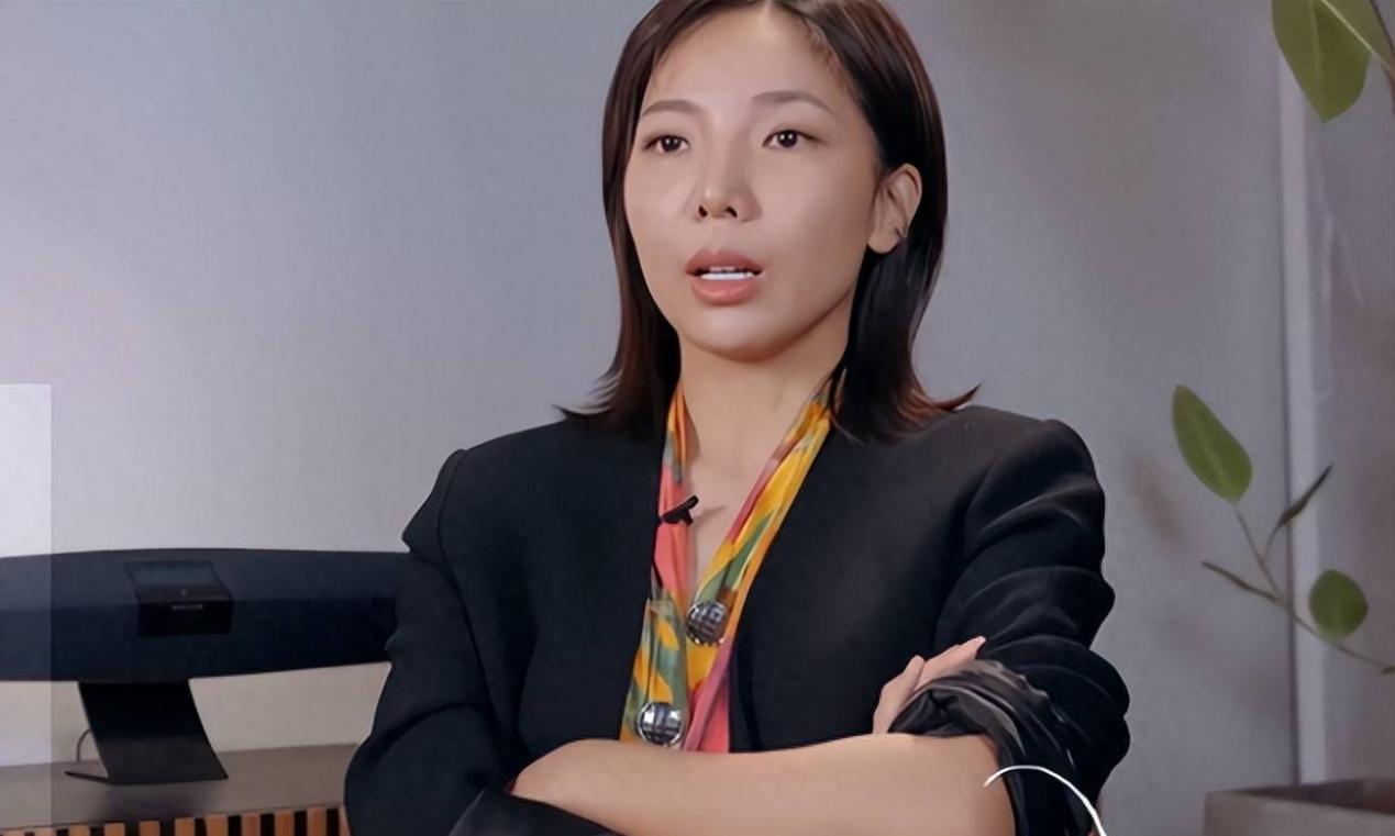 背后纠葛曝光 张婉婷转发某八卦媒体发布的"宋宁峰前妻齐溪参加奢侈品