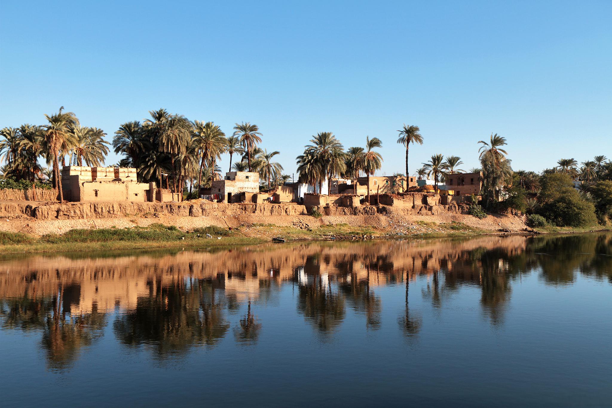 尼日尔旅游攻略 尼日尔,这个充满神秘的西非国家,拥有丰富的自然和