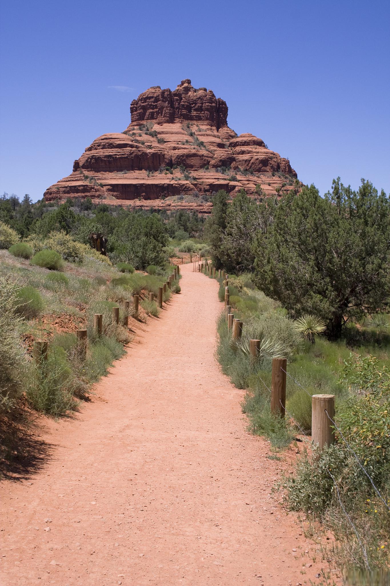 尼日尔旅游攻略 尼日尔,这个充满神秘的西非国家,拥有