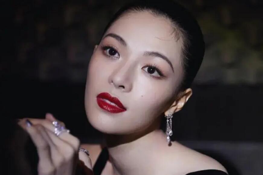 lol网剧演员表更新 腾讯投资拍摄的英雄联盟电视剧,导演张艺谋,演员