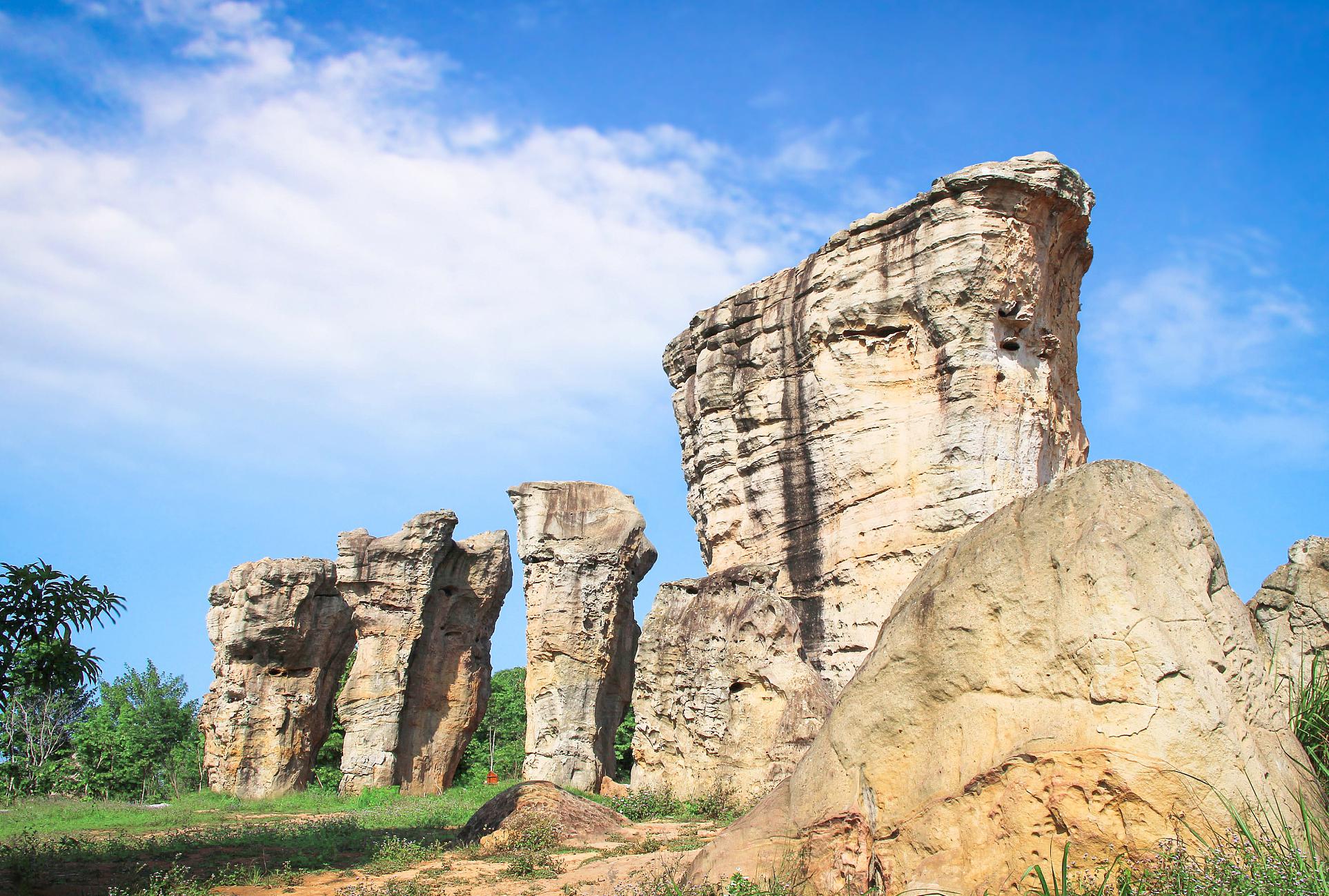 宁夏火石寨国家地质公园好玩吗 火石寨国家地质公园位于宁夏西吉县,被