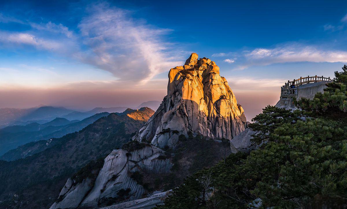 天衡山山顶图片