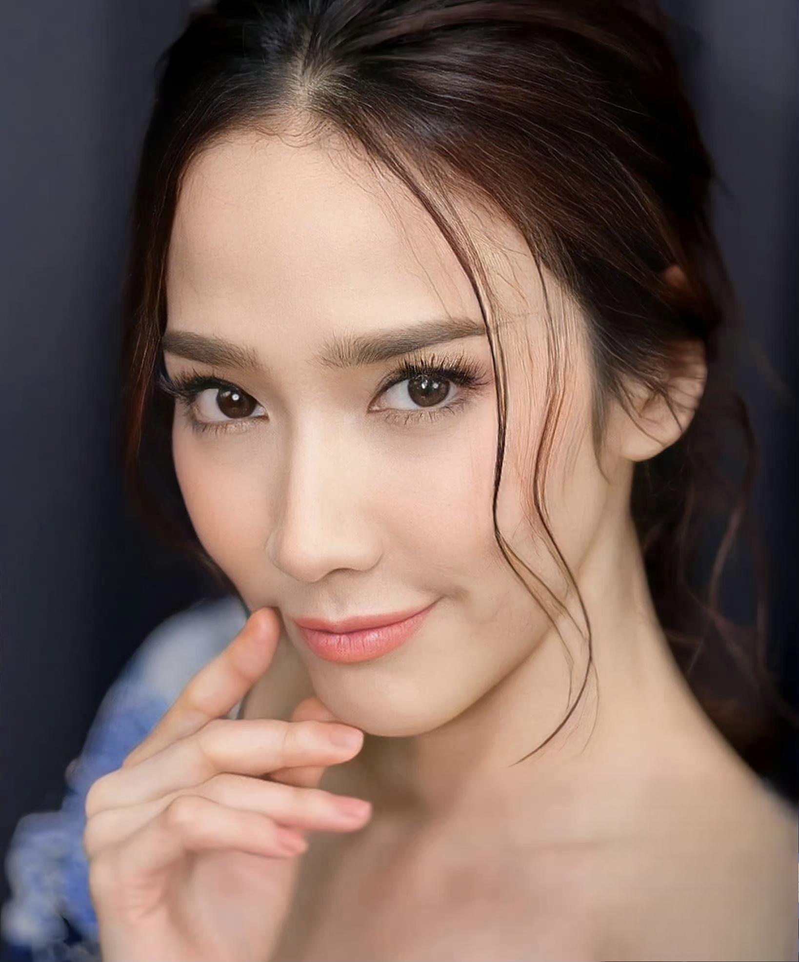 泰国顶流女星aump,本名帕德容琵·砂楚,多次在泰国获得最佳女主角奖