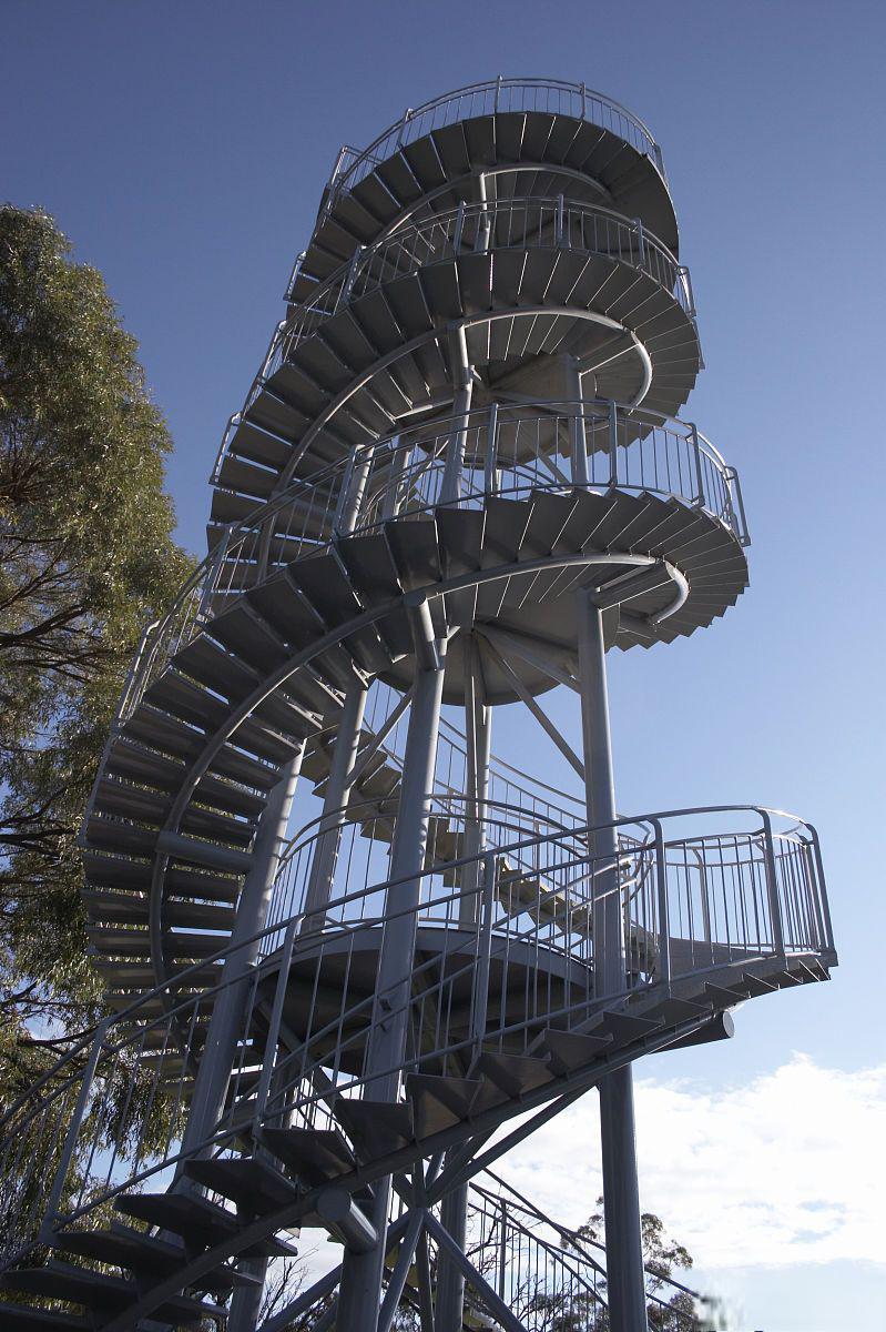 新加坡天际线斜坡滑车,给你超刺激赛车体验!