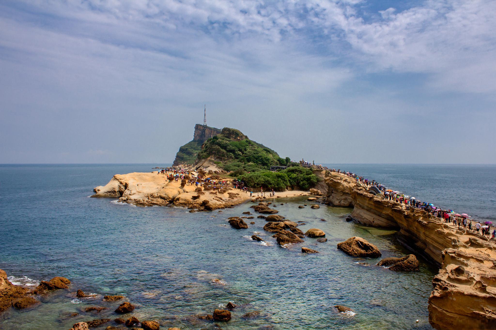 威海成山头,海陆交融的自然风光和历史文化 威海市成山头,位于山东省