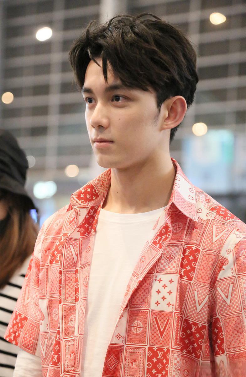 吴磊:从童星到全能艺人的崛起之路 吴磊,从童星到全能艺人,他的人生