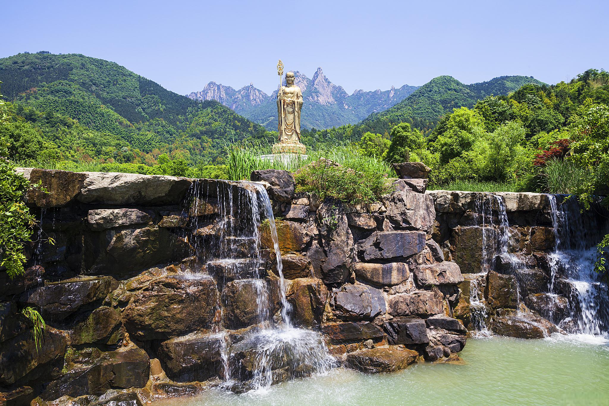 奉化雪窦山景区图片图片