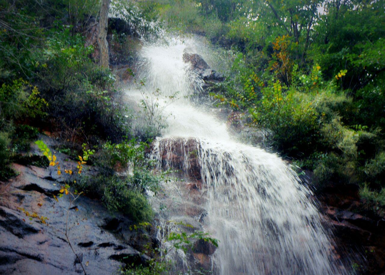 七绝·千山(平水韵) 9015莲花千朵化成峰 莲花