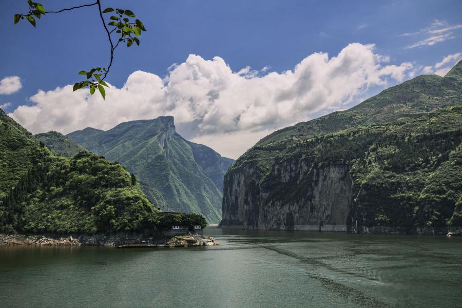 重庆奉节白帝城瞿塘峡旅行攻略 重庆奉节白帝城瞿塘峡风景区以雄伟的