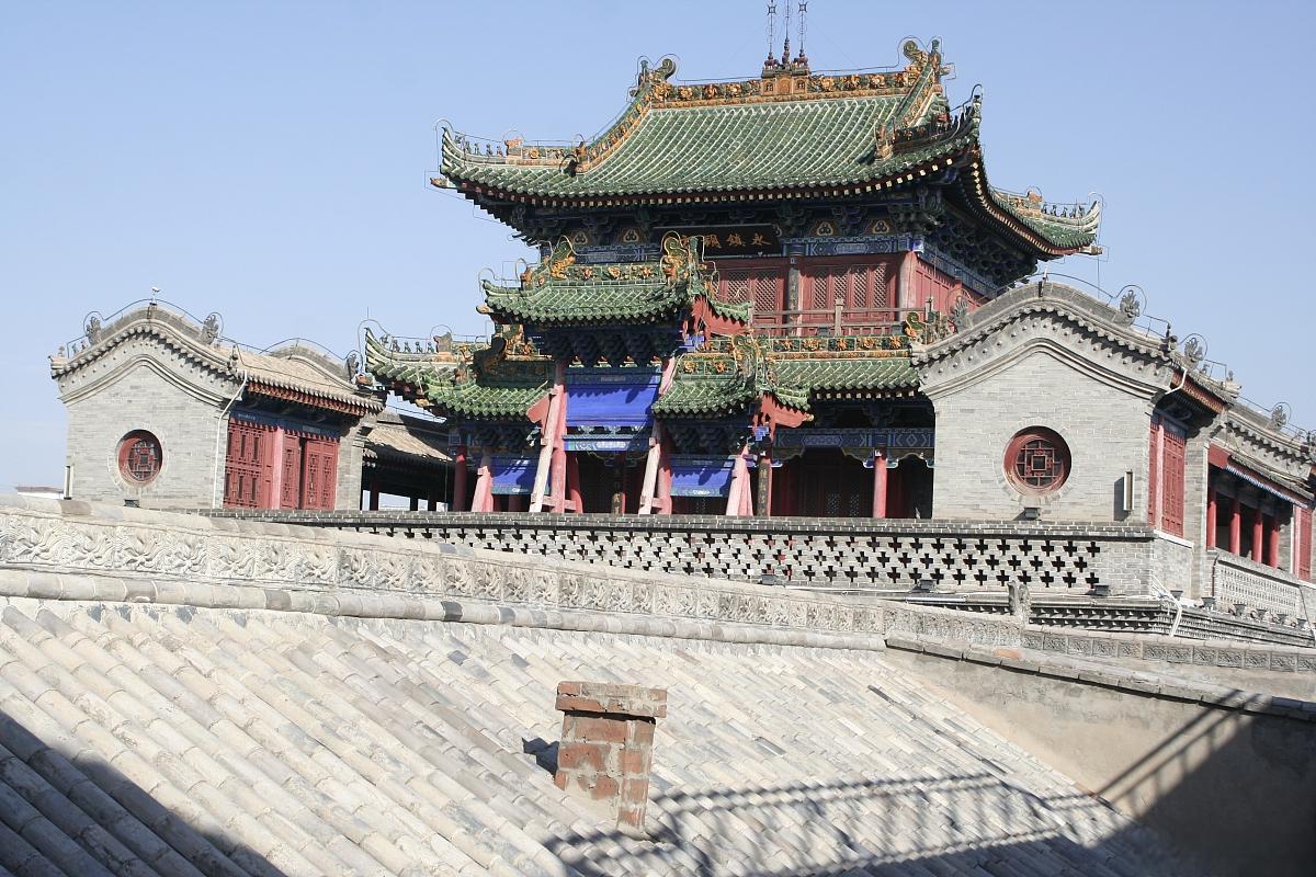 朔州崇福寺旅游攻略 朔州崇福寺是一个集山水风光,历史文化和美食于