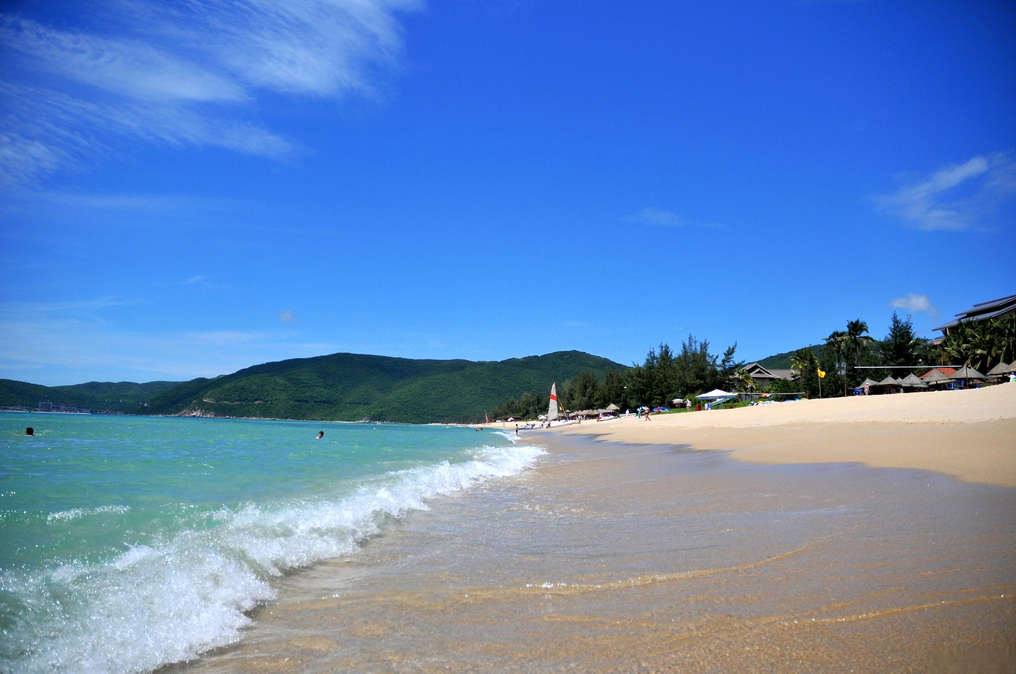 海南三亚亚龙湾与海棠湾五日游攻略 海南五日游着重探索了海南三亚的