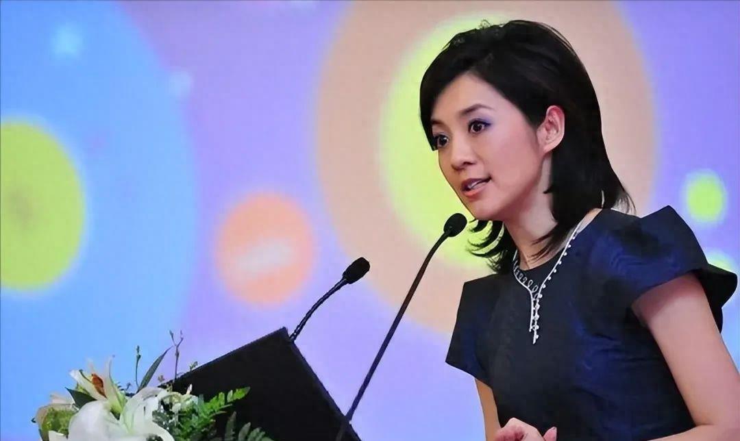 许戈辉:失误的代价 许戈辉,央视主持人,因极具侵略性的作风和攻击性的