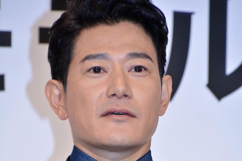矢野浩二:爱上中国 矢野浩二,日本演员,曾在电视剧《盛宴》中出演中国
