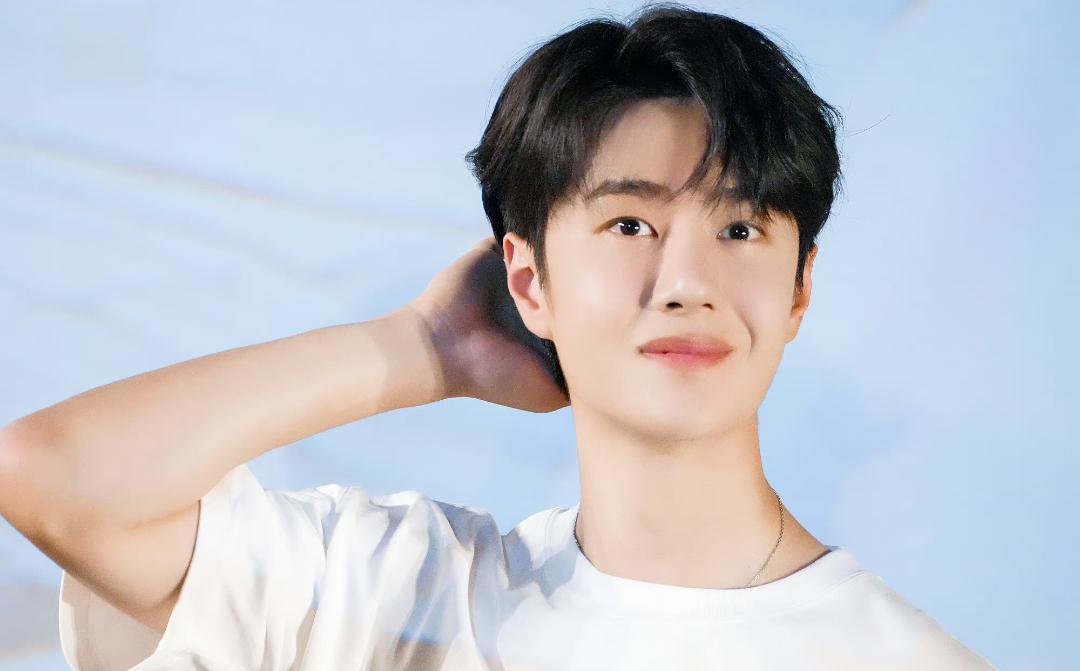 王一博泰国之行 王一博为了进行电影《热烈》的泰国路演而赶往泰国