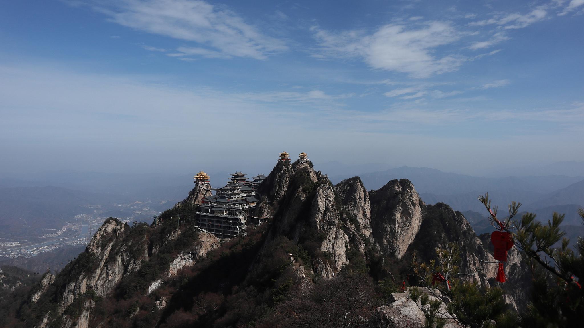 洛阳地形山脉图片