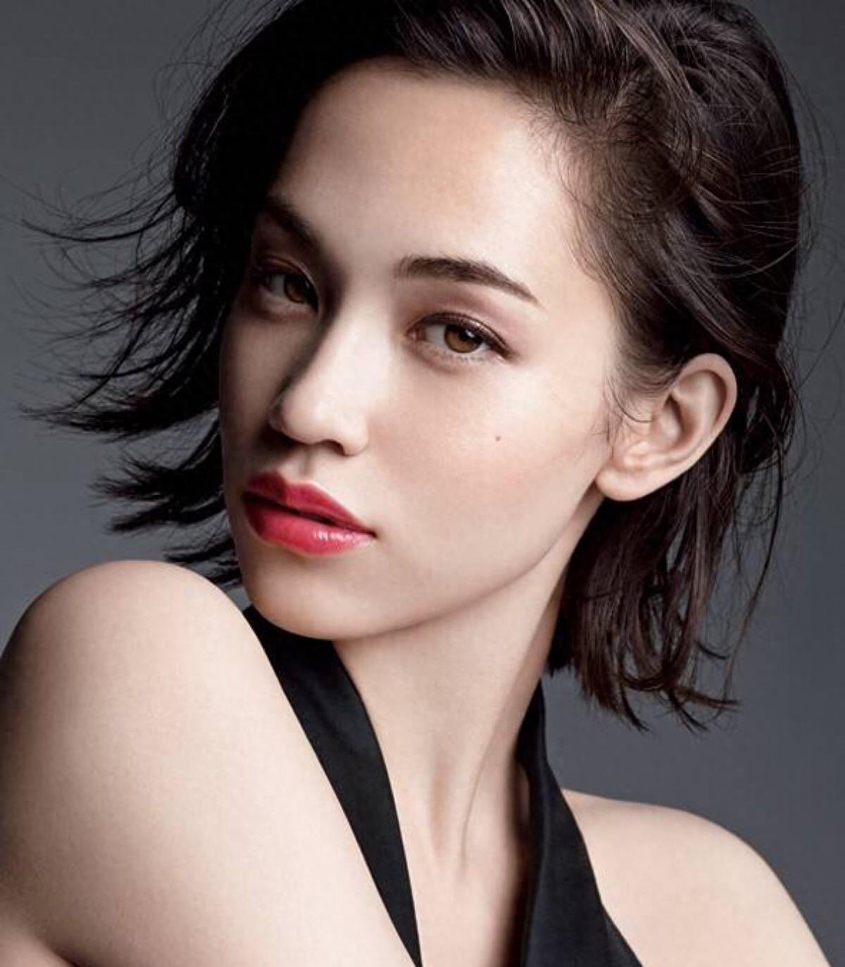 娱乐圈黑暗:日本最丑陋"性丑闻"事件 日本女星水原希子在拍摄《彼女》