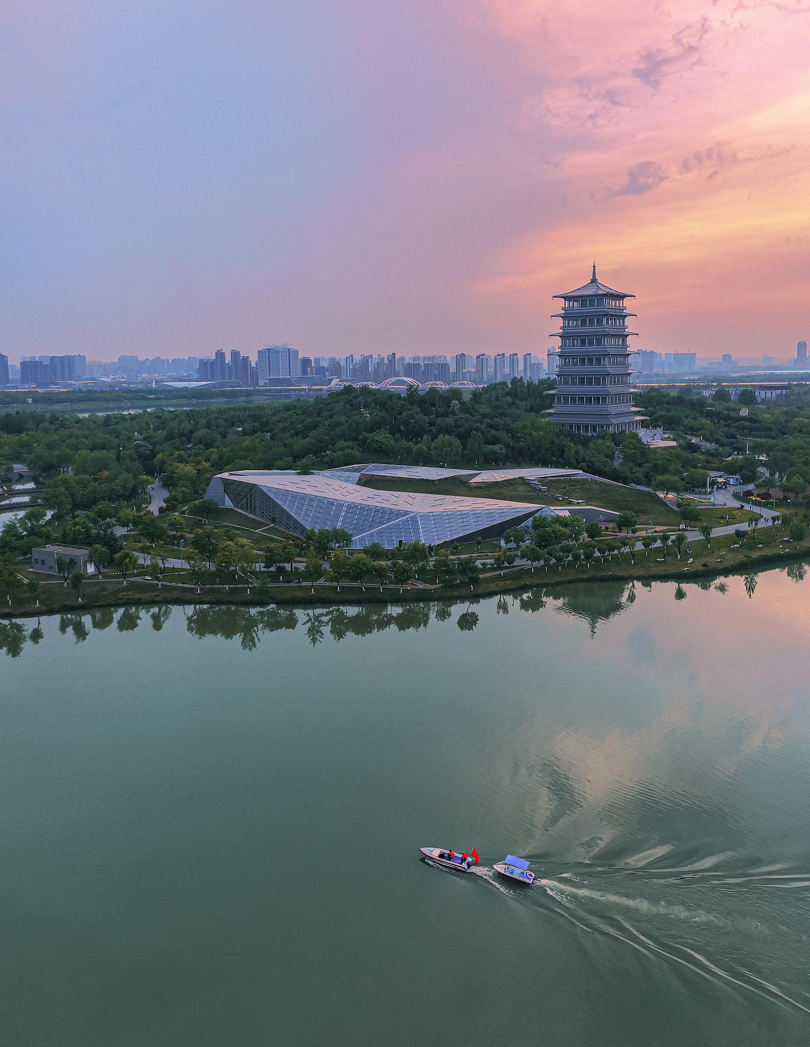 咸阳湖全景图图片