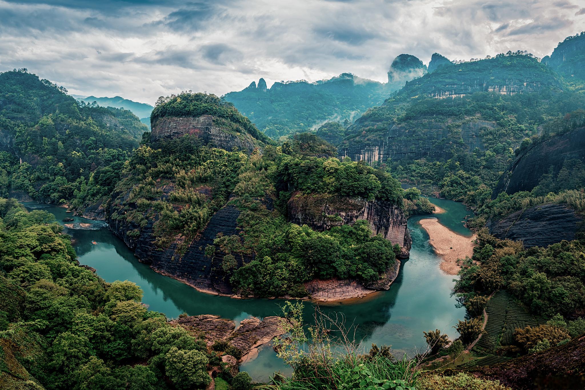 泰宁风景旅游区值得一游 泰宁风景旅游区位于福建省三明市泰宁县境内