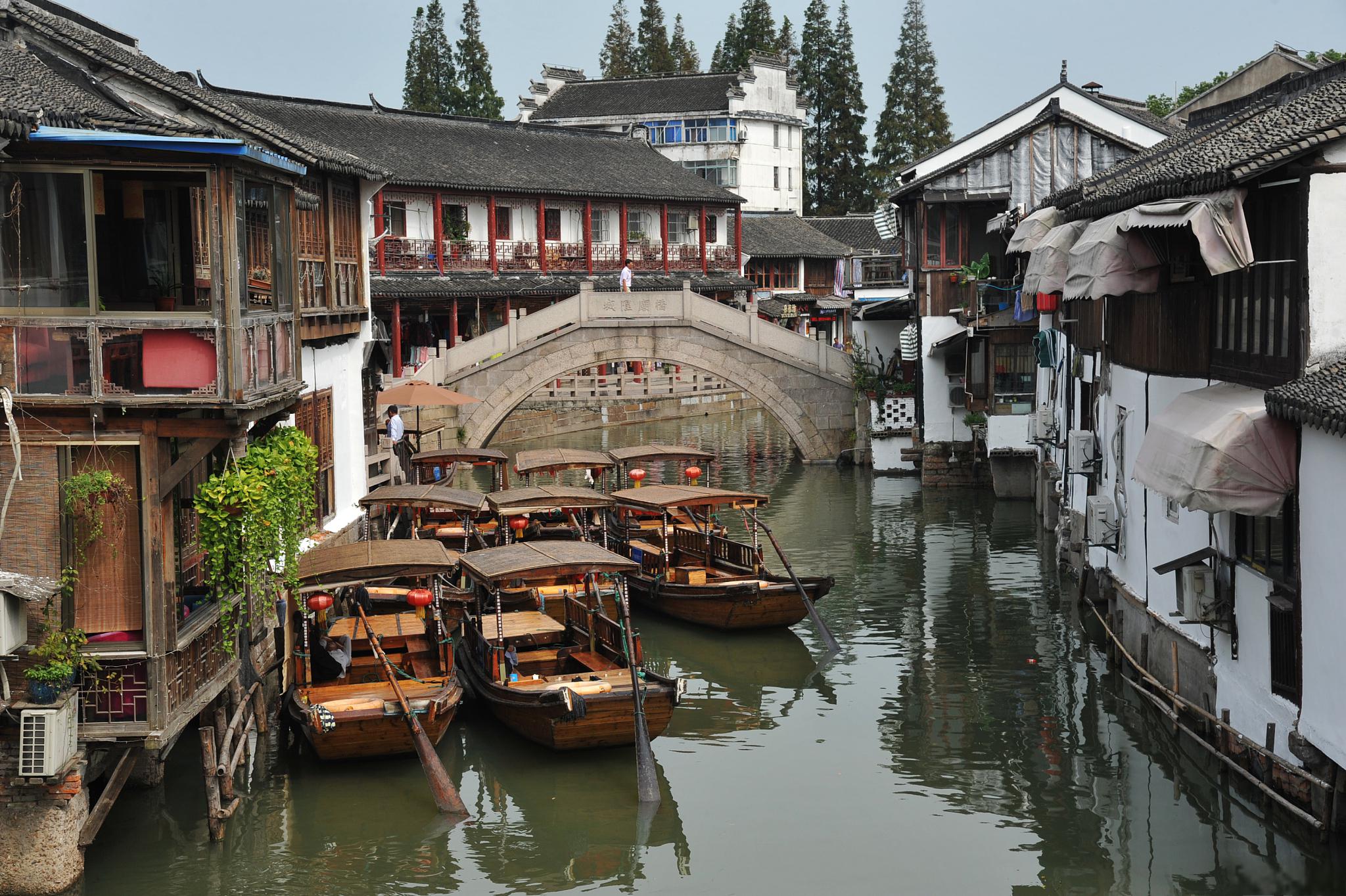 去古镇景点 9415朱家角古镇景区 位于青浦区