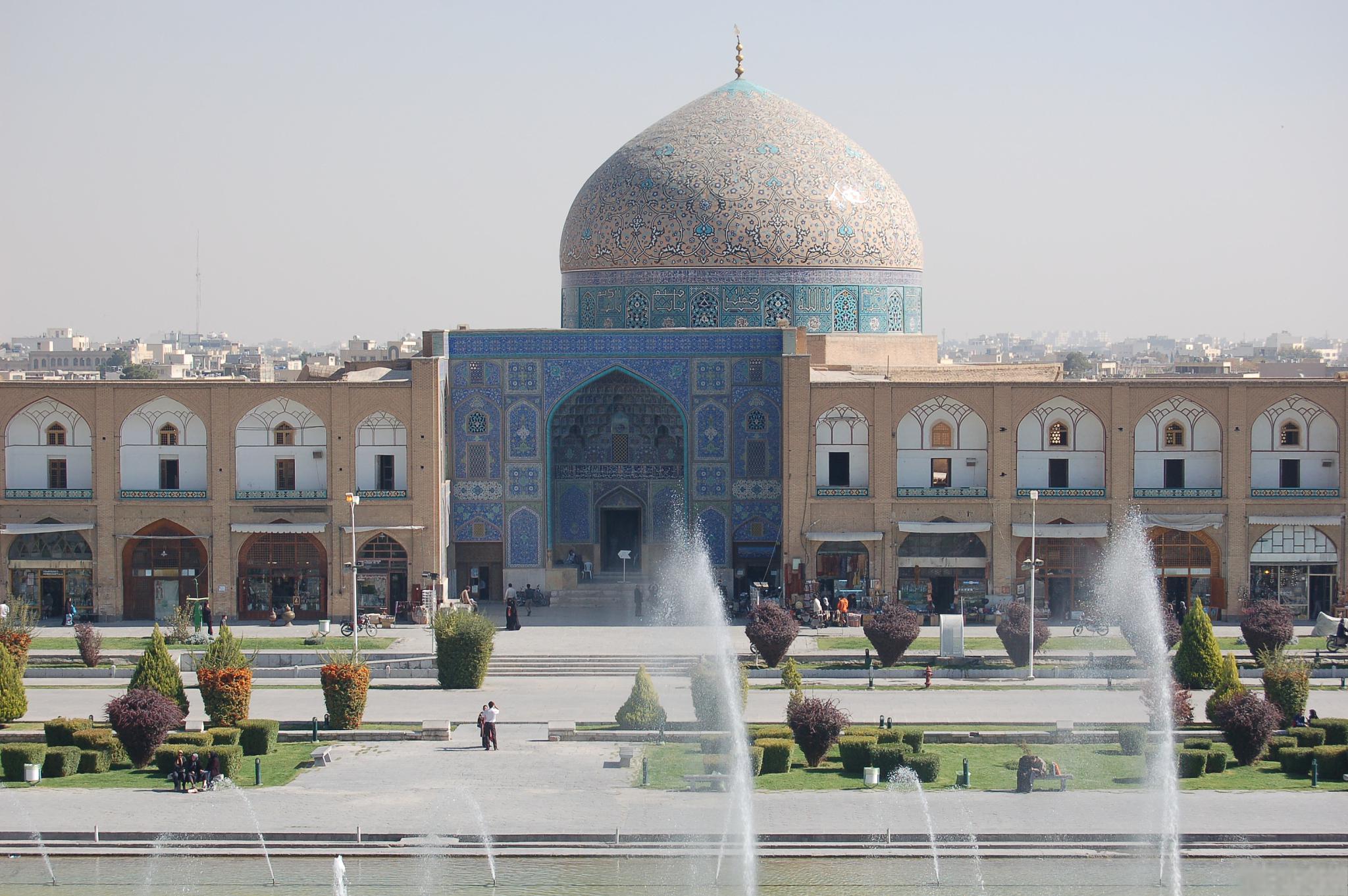 吉赞,历史文化与自然风光的完美结合 吉赞,这座位于沙特阿拉伯的小城