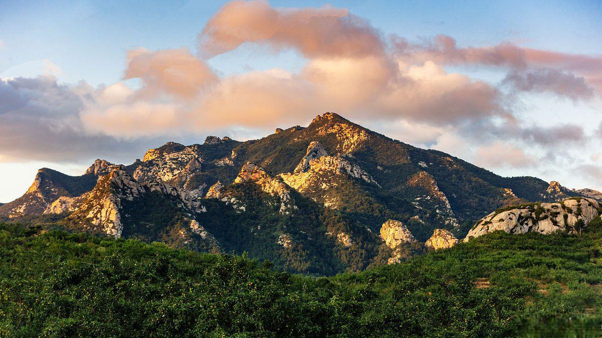 锦州市旅游景点介绍 锦州市,一个坐落在中国东北辽宁省的沿海城市,有