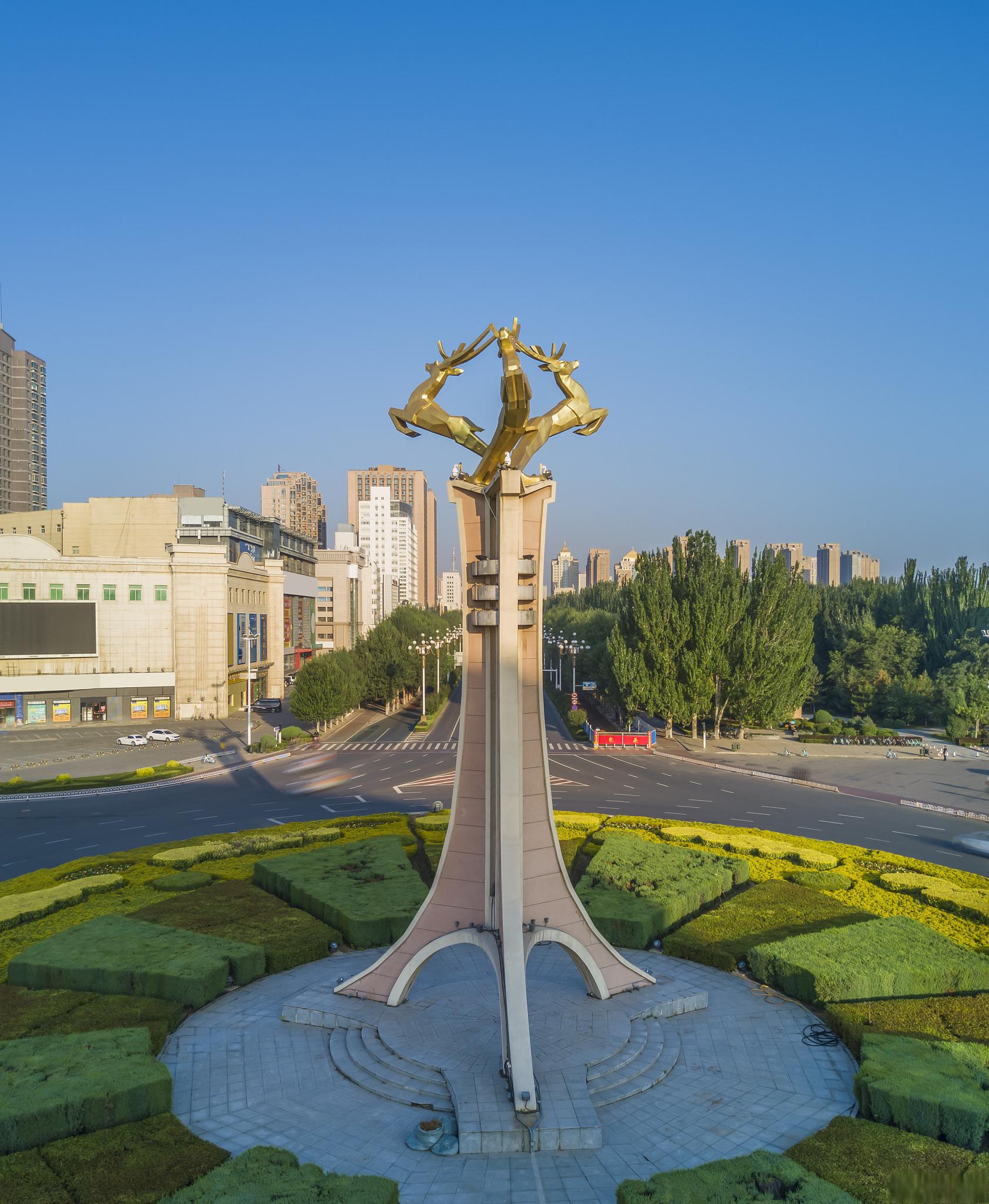 包头市旅游攻略 包头市是一个位于内蒙古自治区的工业和旅游城市,拥有