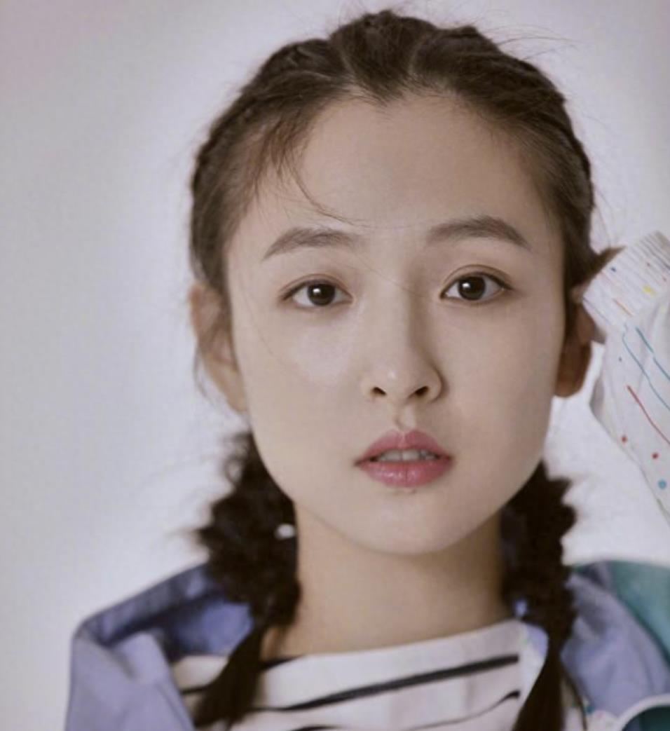 吴倩:为女儿牺牲自我 吴倩隐婚生子,却被否定家庭地位,她为女儿牺牲