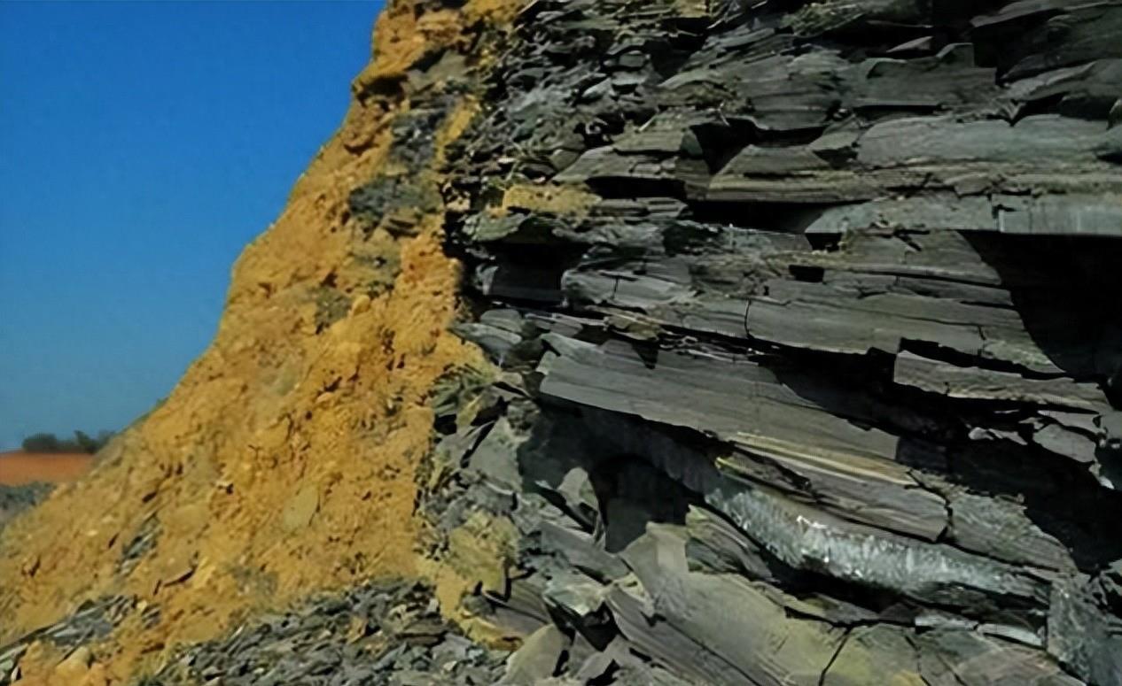 中国页岩油开采:困难与前景 页岩油作为一种新兴能源,为世界能源市场