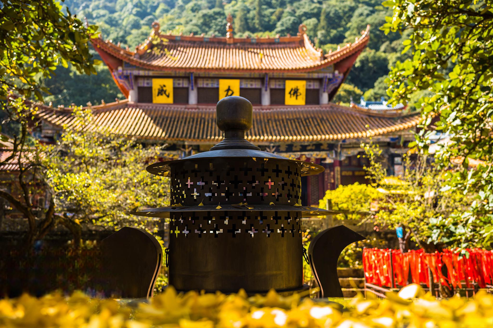 崇圣禅寺:福建千年文化遗产 当我站在这片历史悠久的土地上,突然感受