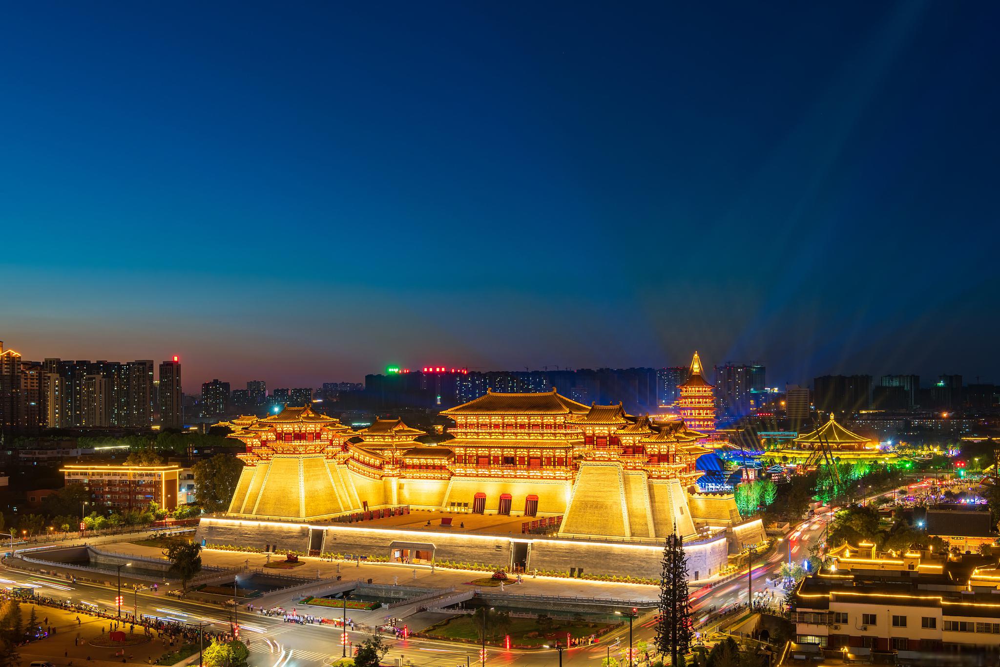 洛阳夜游,历史与文化的交汇点 .@李羽毛日记的动态