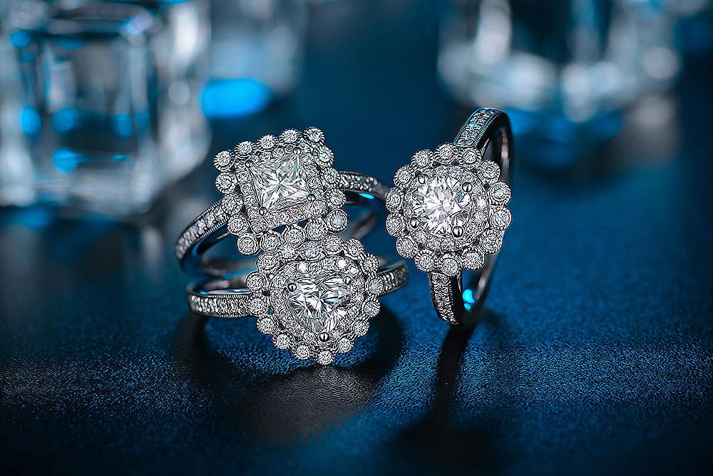 小红书珠宝类目开通要求 小红书珠宝类目开通需要商家具备合法的经营