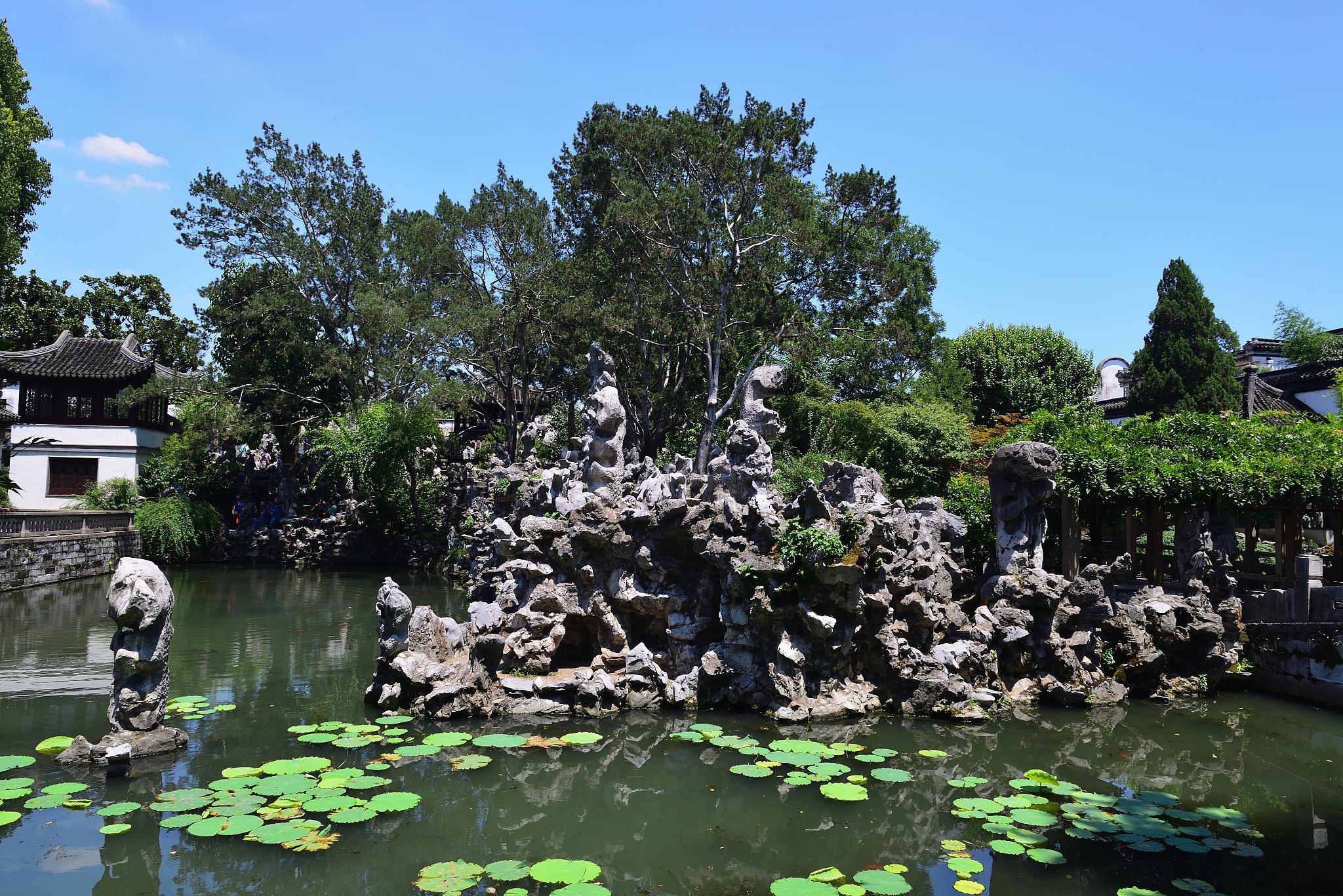 苏州必去的十大景点 苏州,这座以园林和水乡著称的城市,自古以来便有"