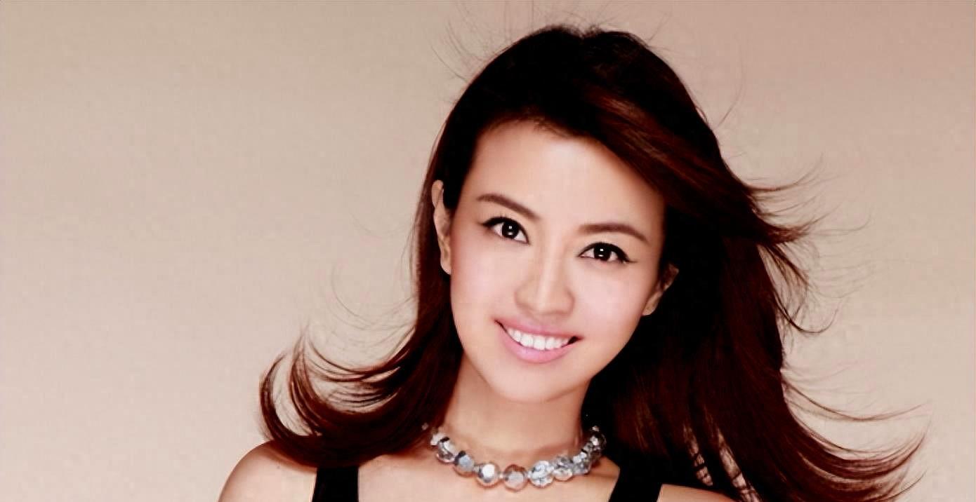 涂经纬:爱上富二代现状如何 涂经纬是央视最美主持人之一,她在主持