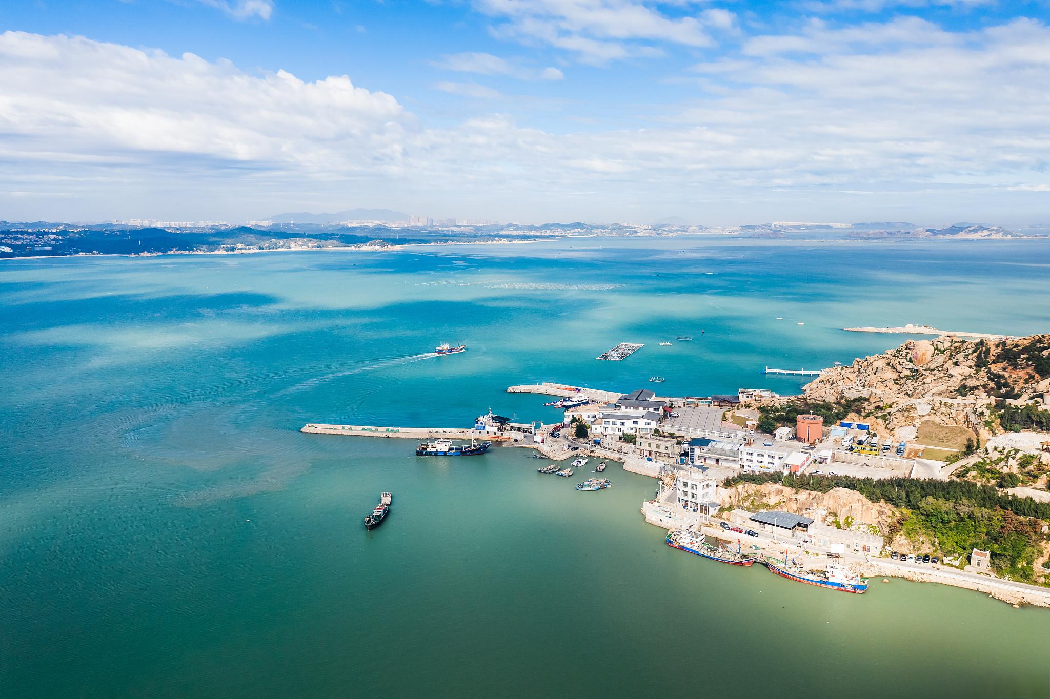 福建平潭旅游胜地 福建平潭位于福建省福州市,是一个美丽的海岛旅游