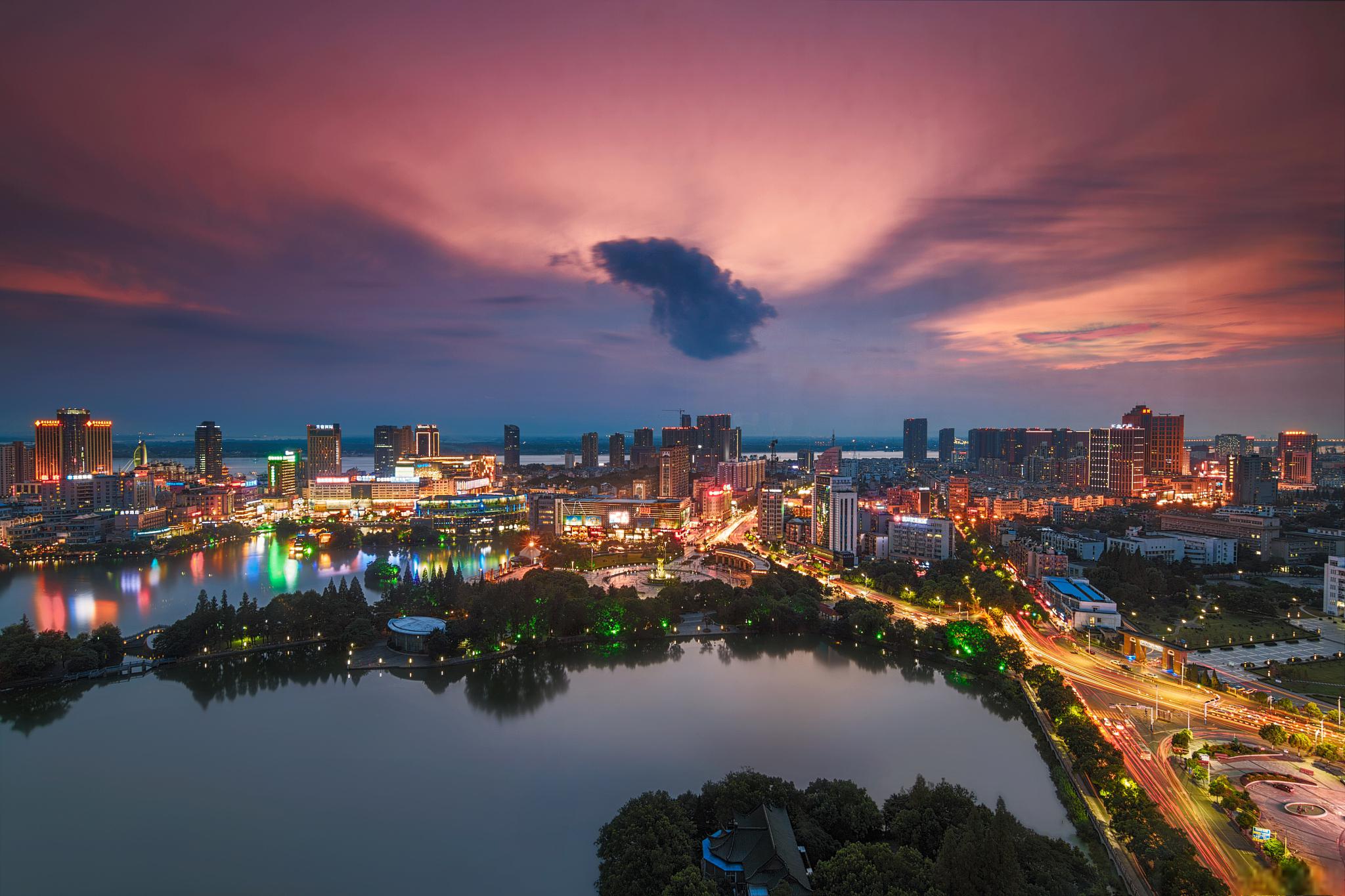 安庆一日游攻略 安庆,位于中国安.@新某说车的动态